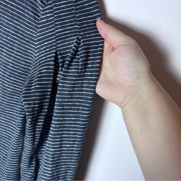 Sundance Mariner Journey Top - 100% Linen Grey Striped Blouse - Size Medium - Picture 11 of 11